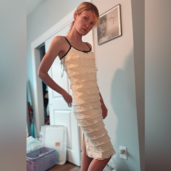 NWT TAYLOR SWIFT TTPD INSPIRED WHITE LAYERED RUFFLE DRESS W BLACK STRAPS AND BOW - Picture 3 of 6